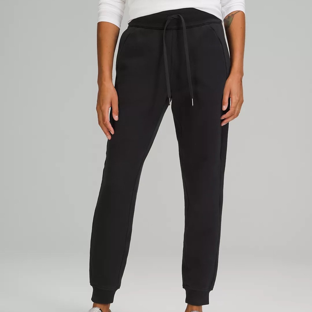NWT LULULEMON SCUBA JOGGER